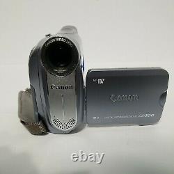 Canon ZR500 Digital Video Recorder 800x Digital Zoom withCharger, 2x-Battery