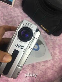 JVC GR-DVM55U Progressive Scan Mini DV Digital Video Camera Camcorder Recorder