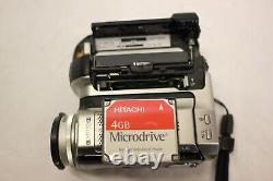 Jvc Gz-mc200e Digital Media Camera Video Recorder + 4gb Microdrive & Uv Filter
