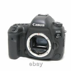 Near Mint Canon EOS 5D Mark IV 30.4MP Digital SLR Camera Body with Charger