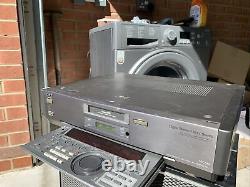 RARE Sony EV9000E PAL Digital 8 HI8 Video Player Recorder VCR POWERS UP UNTESTED