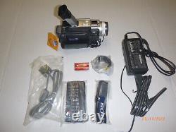 SONY DCR-TRV20 Digital Video Camera Recorder Handycam miniDV Super Night Shot