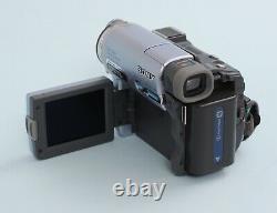SONY DCR-TRV22E MiniDV Digital Video Camera Recorder Handycam Camcorder Mini DV