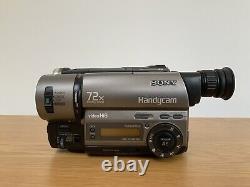 SONY HANDYCAM CCD-TR713E Hi8 VIDEO CAMCORDER 72x DIGITAL ZOOM CAMERA RECORDER