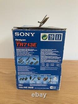 SONY HANDYCAM CCD-TR713E Hi8 VIDEO CAMCORDER 72x DIGITAL ZOOM CAMERA RECORDER