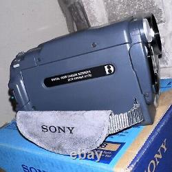 SONY Handycam DCR-TRV460 Digital 8, Hi8, 8mm Video Camera Recorder Works