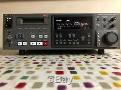 SONY PCM-7040 DAT Digital Audio Tape Recorder (BSTL 22O)