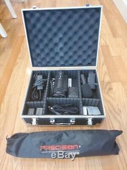 Sony 4k Digital Video Recorder FDR-AX30 With Tripod and Carrying Case