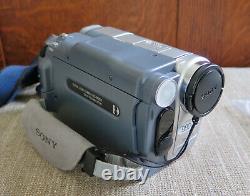 Sony DCR-TRV460 Digital 8 Camcorder Record Transfer Watch Hi8 Video 8mm Tapes