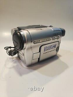 Sony DCR-TRV460 Digital Video Camera Recorder Camcorder Night Shot Plus TESTED