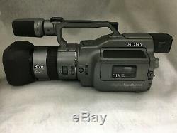 Sony DCR-VX1000 Digital Video Cassette Camera Recorder For Parts or Repairs Only