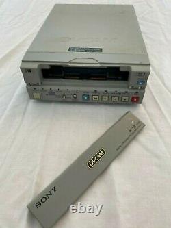 Sony DSR-11 Digital Video Cassette Recorder PAL/NTSC DVCAM / MINIDV Player