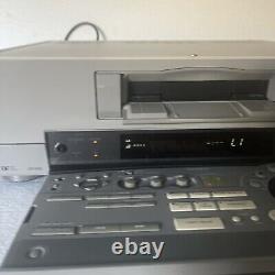 Sony DSR 30 DVCAM Mini DV Edit Play Record Digital Analog S Video VCR Pro Deck