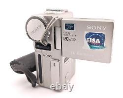 Sony Dcr-Pc1e Digital Video Camera Recorder With Case