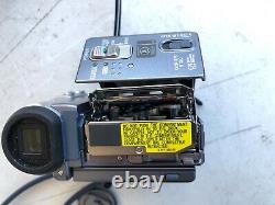 Sony Dcr-ip5 Digital Video Camera Recorder With Pelican Case