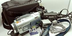Sony Digital Handycam 700X DCR-TRV330E video camera recorder