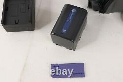 Sony Digital Video Camera Recorder Handheld At Home Camera DCR-TRV530 4mb Stick