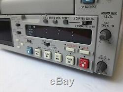 Sony Digital Video Cassette Recorder DSR-25 DVCAM mini dv PAL NTSC FIREWIRE