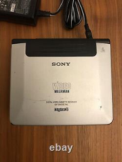Sony GV-D800 Video Walkman Digital 8 Hi8 Video 8 Player/Recorder, PAL System