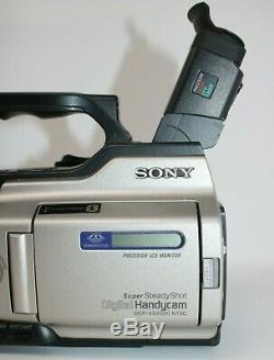 Sony Handycam Digital Camera Video Recorder DCR-VX2000 With charger & Remote