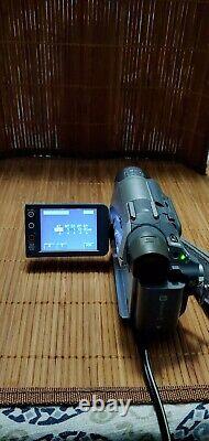 Sony Handycam Digital Video Camera Recorder DCR-HC21 Mini DV