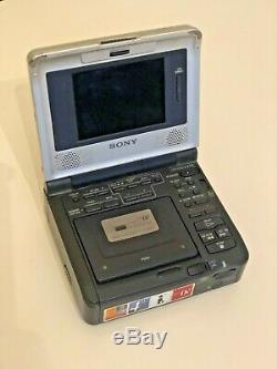 Sony Video Walkman GV-1000 Digital VCR DV/Mini DV PAL Recorder/Player Battery