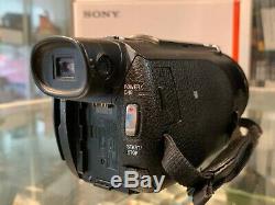Sony (fdr-ax53) Digital 4k Video Camera Recorder / 16.6 Mp In Box Au Stock