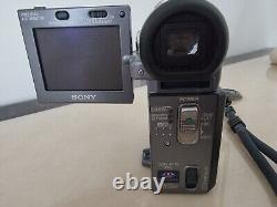 Very Collectable Sony Digital Video Camera Recorder With Many Accessories