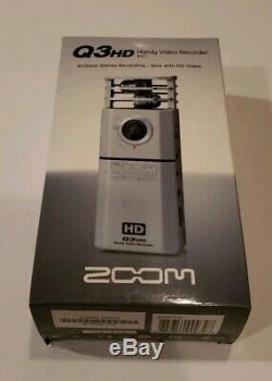 Zoom Q3HD 2.4 in LCD Full HD Digital Video Recorder Silver Brand New BNIB