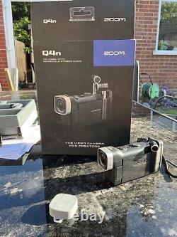 Zoom q4n portable video recorder