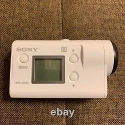 Caméra vidéo numérique Sony HDR-AS300 Action Cam enregistreur étanche corps blanc.