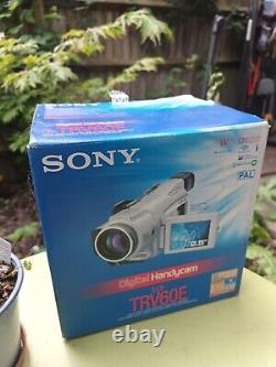 Caméra vidéo numérique portative Sony Handycam DCR-TRV60E