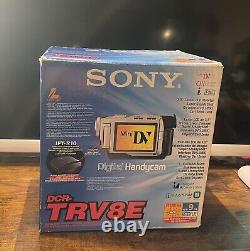 Caméscope numérique Sony DCR-TRV8E MiniDV en très rare modèle