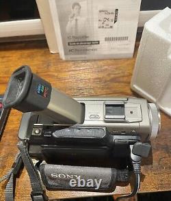 Caméscope numérique Sony DCR-TRV8E MiniDV en très rare modèle