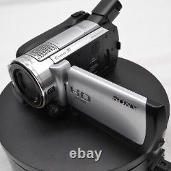 Enregistreur De Caméra Vidéo Sony Hdr-xr500v Haute Définition Caméscope À Caméra Manuelle Argent