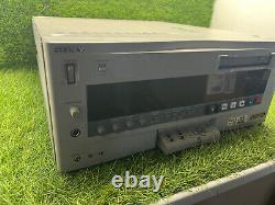 Enregistreur de cassettes vidéo numériques Sony DVCAM DSR-80P D'OCCASION TESTÉ FONCTIONNEL VINTAGE 1B