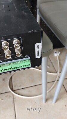 Enregistreur vidéo numérique Honeywell HRDP16D1000 à 16 canaux avec DVD CCTV.