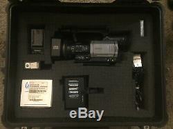 Panasonic Digital Video Recorder Dvx100a W. Objectif Supplémentaire Et Pelican 1610 Cas
