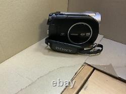 Sony Dcr-hc20e Pal Et Sony Dcr-dvd 110 Enregistreur De Caméra Vidéo Numérique Handycam