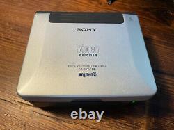 Sony Gv-d800e Pal Hi8 Digital8 Video 8 Enregistreur De Lecteur Vidéo Walkman