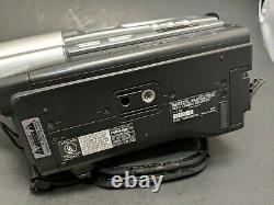 Sony Handycam Ccd-tr818 Enregistreur Caméra Vidéo Hi8 460x Digital Zoom Nightshot