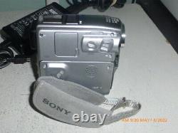 Sony Handycam Dcr-pc109 Mini Caméscope DV Bande Enregistreur De Caméra Vidéo Numérique