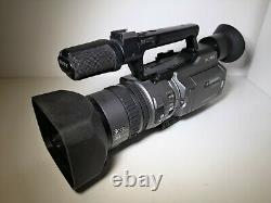 Sony Handycam Dcr-vx2100e Mit 3ccd Digital Video Camera Recorder Mini DV