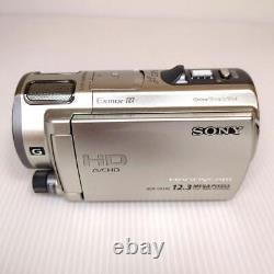 Sony Handycam Hdr-cx560v Enregistreur Vidéo Hd Numérique Argent Du Japon Utilisé