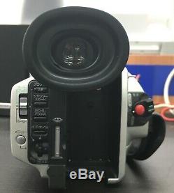 Sony Handycam Video Recorder Appareil Photo Numérique Dcr Vx2000 Avec Chargeur