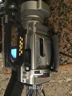 Sony Handycam Video Recorder Appareil Photo Numérique Dcr-vx2000 De Plus Le Japon Grande