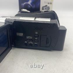 Sony Hdr-sr10 Handycam 40gb Digital Hd Caméra Vidéo Enregistreur Avec Accessoires
