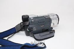 Sony Mini DV Handycam Dcr-trv70 Enregistreur Vidéo Numérique De Valeur Pack Cam
