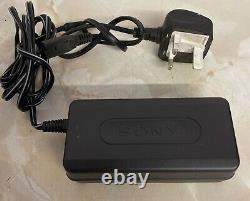 Sony Minidv Dcr-trv60e Enregistreur De Lecteur Vidéo Numérique Handycam 120x Zoom Numérique